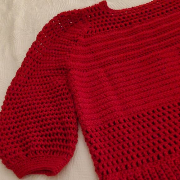 Crochet handmade red sweater, 100% acrylic. - Picture 5 of 6